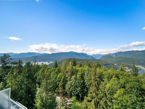 903 9080 University Crescent, Burnaby, BC 