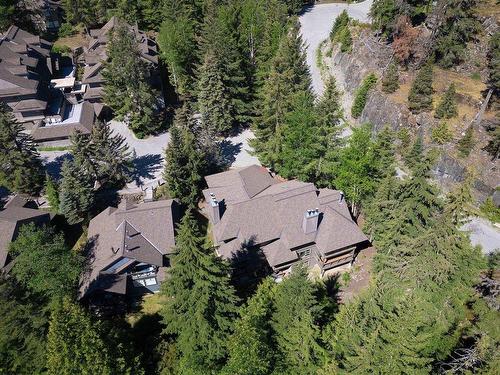 102 3050 Hillcrest Drive, Whistler, BC 