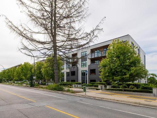 405 733 E 3Rd Street, North Vancouver, BC 