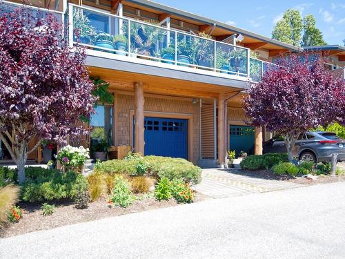 6498 Wildflower Place, Sechelt, BC 