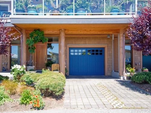 6498 Wildflower Place, Sechelt, BC 