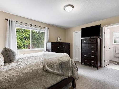 22138 Isaac Crescent, Maple Ridge, BC 