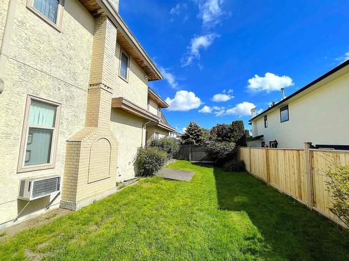 7560 Lang Place, Richmond, BC 