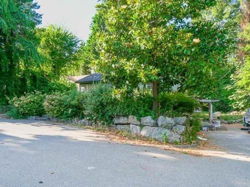 905 Lawson Avenue, West Vancouver, BC 