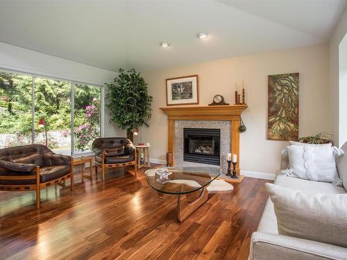 6783 Dufferin Avenue, West Vancouver, BC 