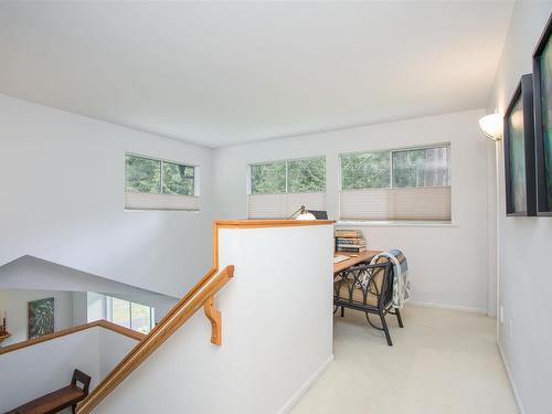 6783 Dufferin Avenue, West Vancouver, BC 