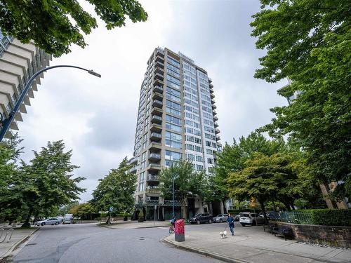 2003 1383 Marinaside Crescent, Vancouver, BC 