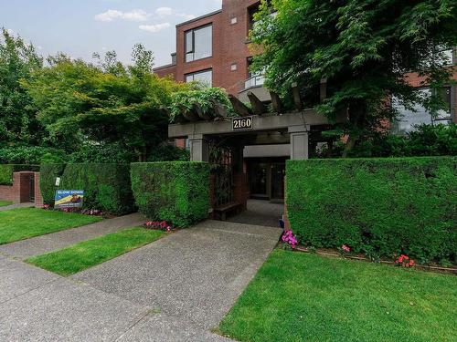 102 2160 Cornwall Avenue, Vancouver, BC 