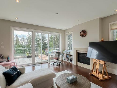 3052 Chippendale Road, West Vancouver, BC 