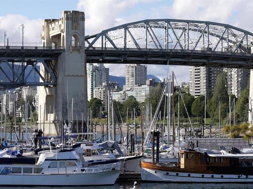 201 1551 Mariner Walk, Vancouver, BC 