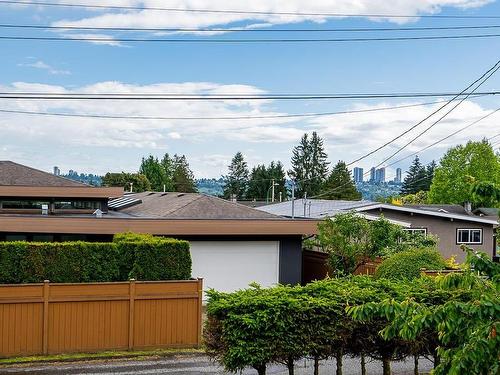 7170 Buchanan Street, Burnaby, BC 