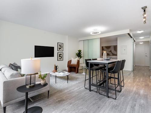 310 168 Powell Street, Vancouver, BC 