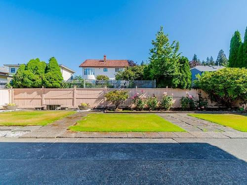 7253 Queenston Court, Burnaby, BC 