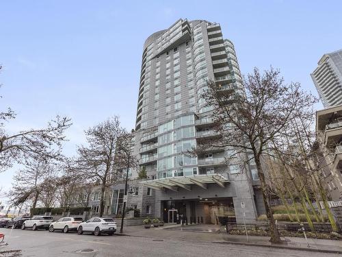 1403 560 Cardero Street, Vancouver, BC 