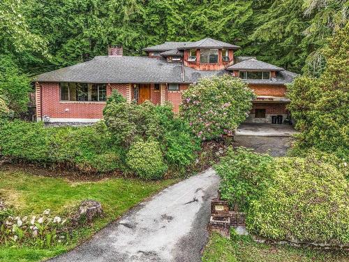 571 Glenross Road, West Vancouver, BC 
