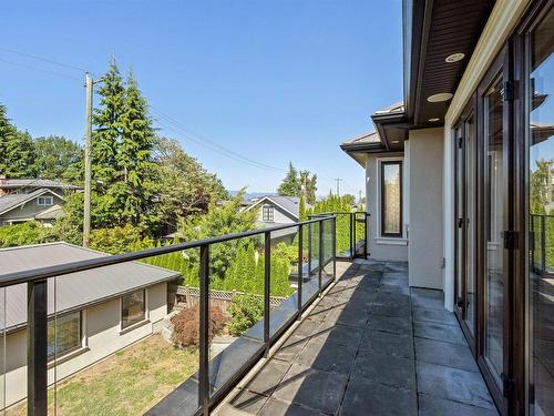 4347 W 9Th Avenue, Vancouver, BC 