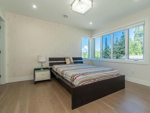 6616 Parkdale Drive, Burnaby, BC 