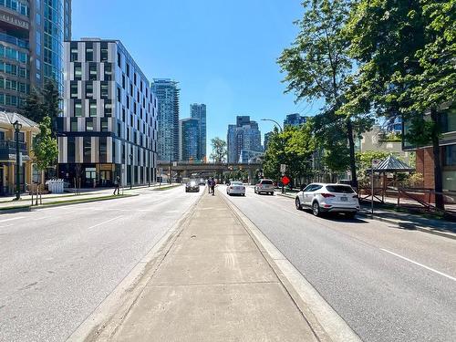 1003 888 Pacific Street, Vancouver, BC 