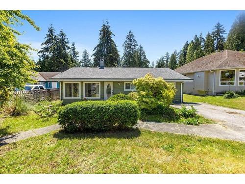 5805 Anchor Road, Sechelt, BC 