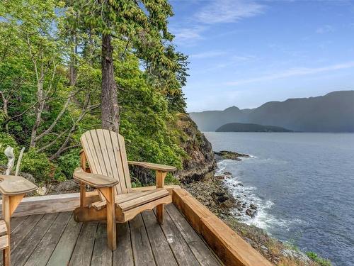 1531 Eagle Cliff Road, Bowen Island, BC 