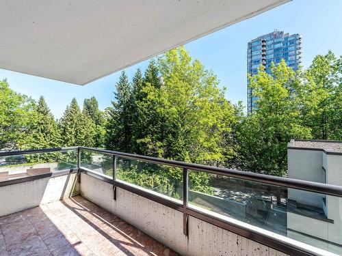 306 9521 Cardston Court, Burnaby, BC 