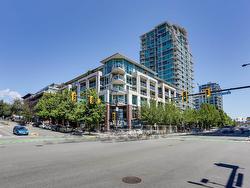 605 138 E ESPLANADE STREET  North Vancouver, BC V7L 4X9