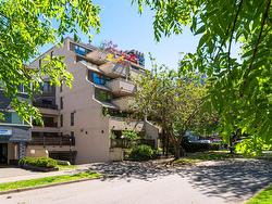 302 1819 PENDRELL STREET  Vancouver, BC V6G 1T3