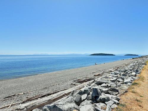 5728 Boulevard Street, Sechelt, BC 