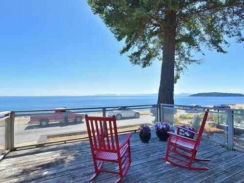 5728 Boulevard Street, Sechelt, BC 