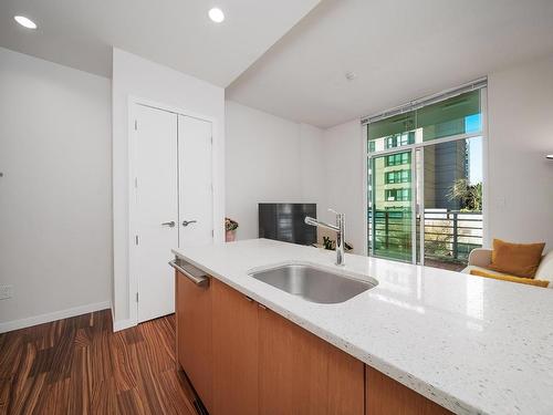 513 1205 Howe Street, Vancouver, BC 