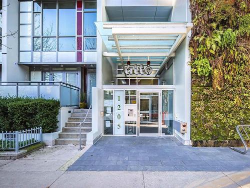 513 1205 Howe Street, Vancouver, BC 