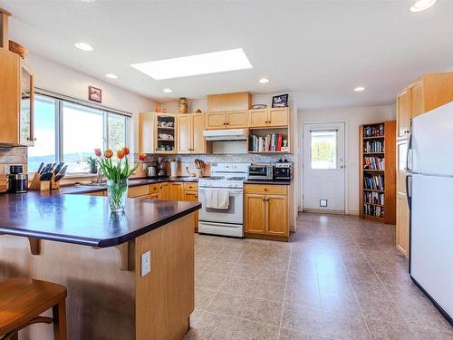 4757 Tamarack Place, Sechelt, BC 