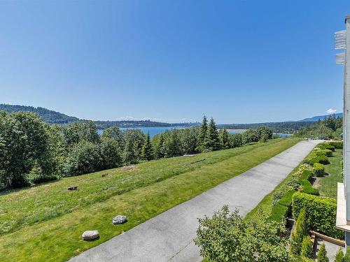 315 3629 Deercrest Drive, North Vancouver, BC 