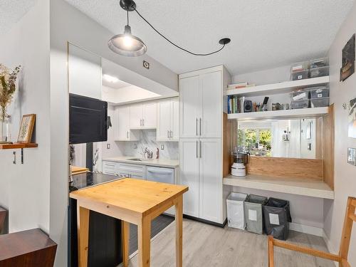 303 1484 Charles Street, Vancouver, BC 