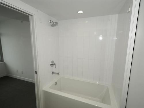 2705 8131 Nunavut Lane, Vancouver, BC 