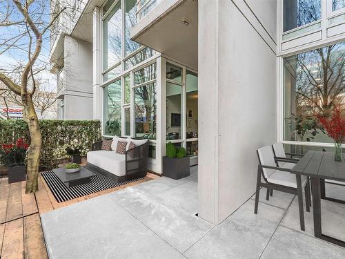 110 161 W Georgia Street, Vancouver, BC 