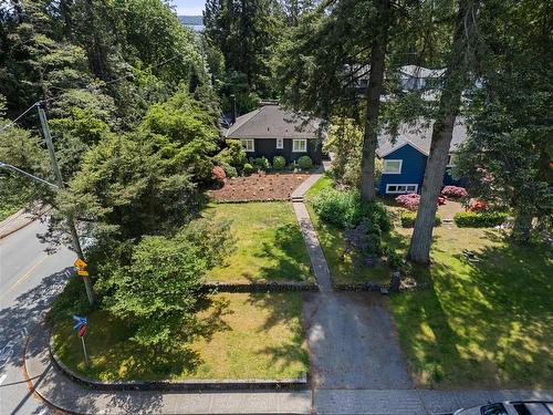 1001 W 19Th Street, North Vancouver, BC 