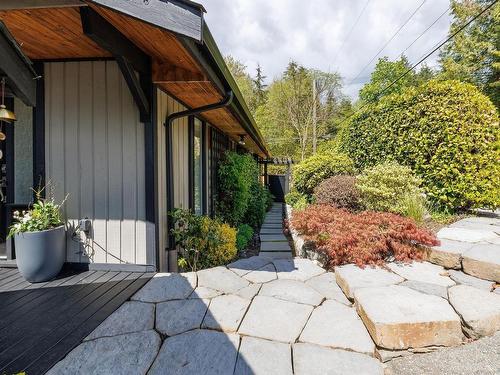 3295 Brookridge Drive, North Vancouver, BC 