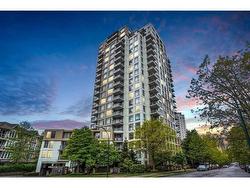 417 3660 VANNESS AVENUE  Vancouver, BC V5R 6H8