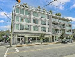 210 2508 FRASER STREET  Vancouver, BC V5T 3V4