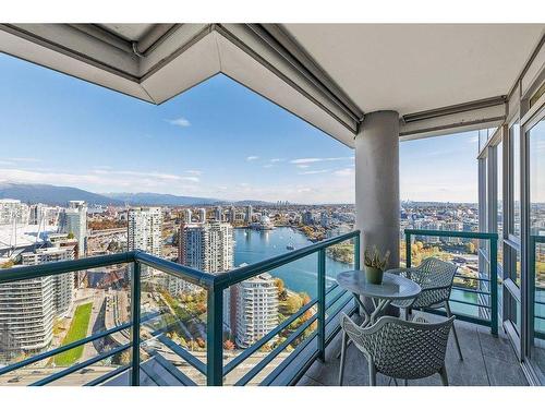 3902 1033 Marinaside Crescent, Vancouver, BC 