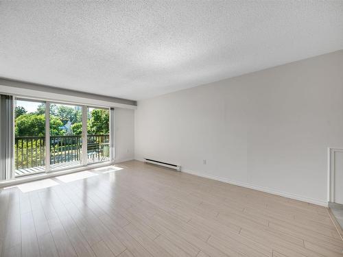 308 9857 Manchester Drive, Burnaby, BC 