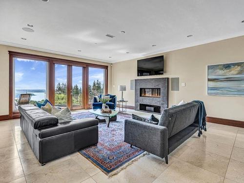 1365 Cammeray Road, West Vancouver, BC 