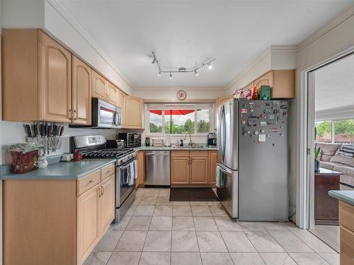 7910 Burnfield Crescent, Burnaby, BC 