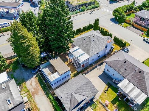 729 Henderson Avenue, Coquitlam, BC 