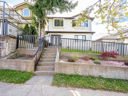 3177 Rupert Street, Vancouver, BC 