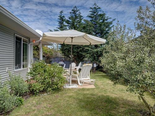 5712 Louise Way, Sechelt, BC 