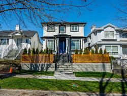 2483 E 6TH AVENUE  Vancouver, BC V5M 1P9