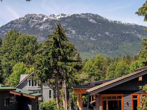 7325 Toni Sailer Lane, Whistler, BC 