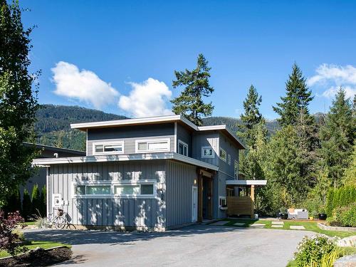 1087 Madeley Place, Whistler, BC 